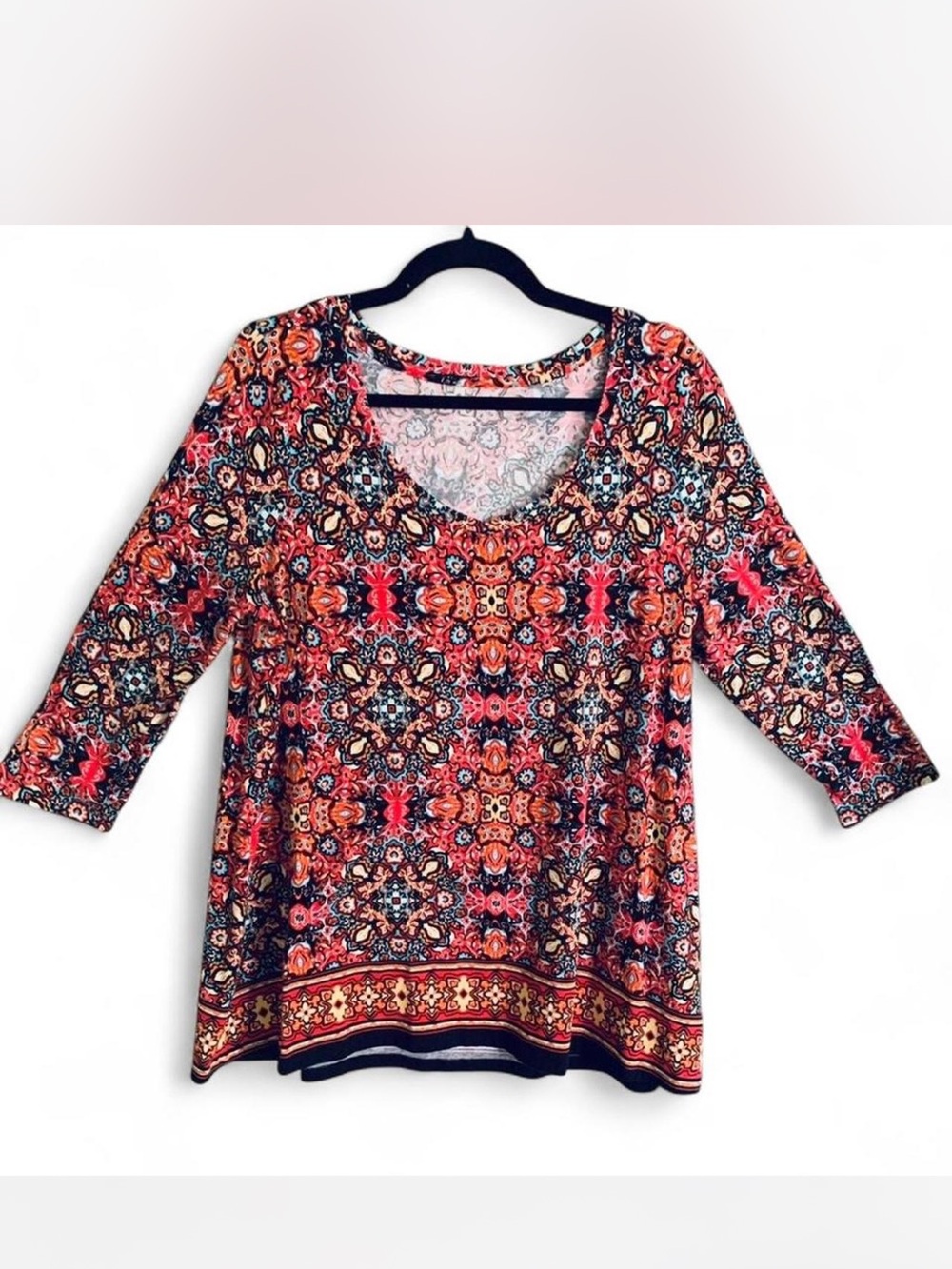 Kim Rogers Coral and Navy Patterned Scoop Neck 3/4 Sleeve Top